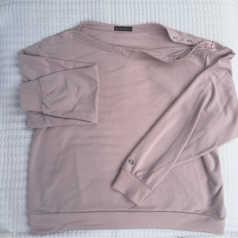 THRIVE SOCIETE Sweatshirt
